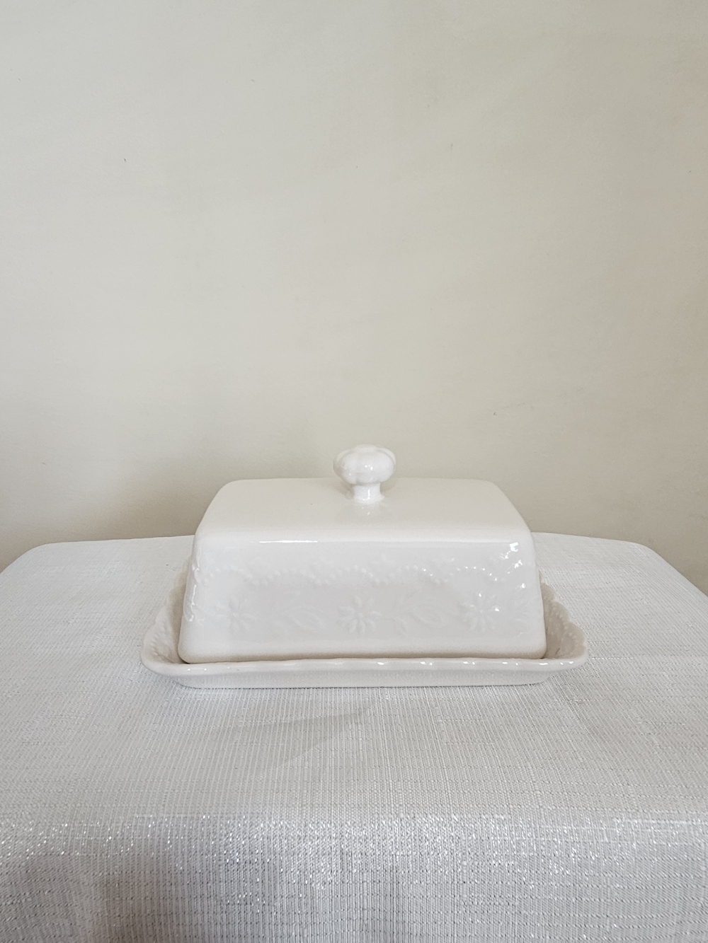 The Pioneer Woman Ceramic Covered Butter Dish with Floral Motif